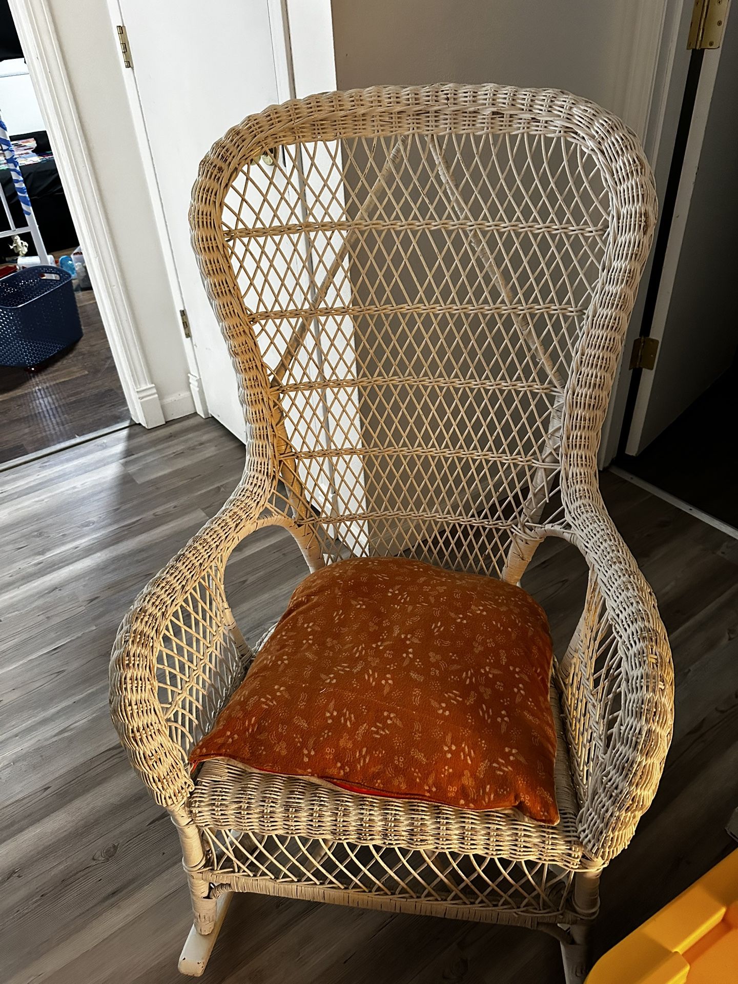 White Wicker Rocking Chair $125 OBO