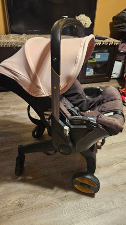 Carriola Doona para niña