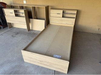 Twin beds w/ storage