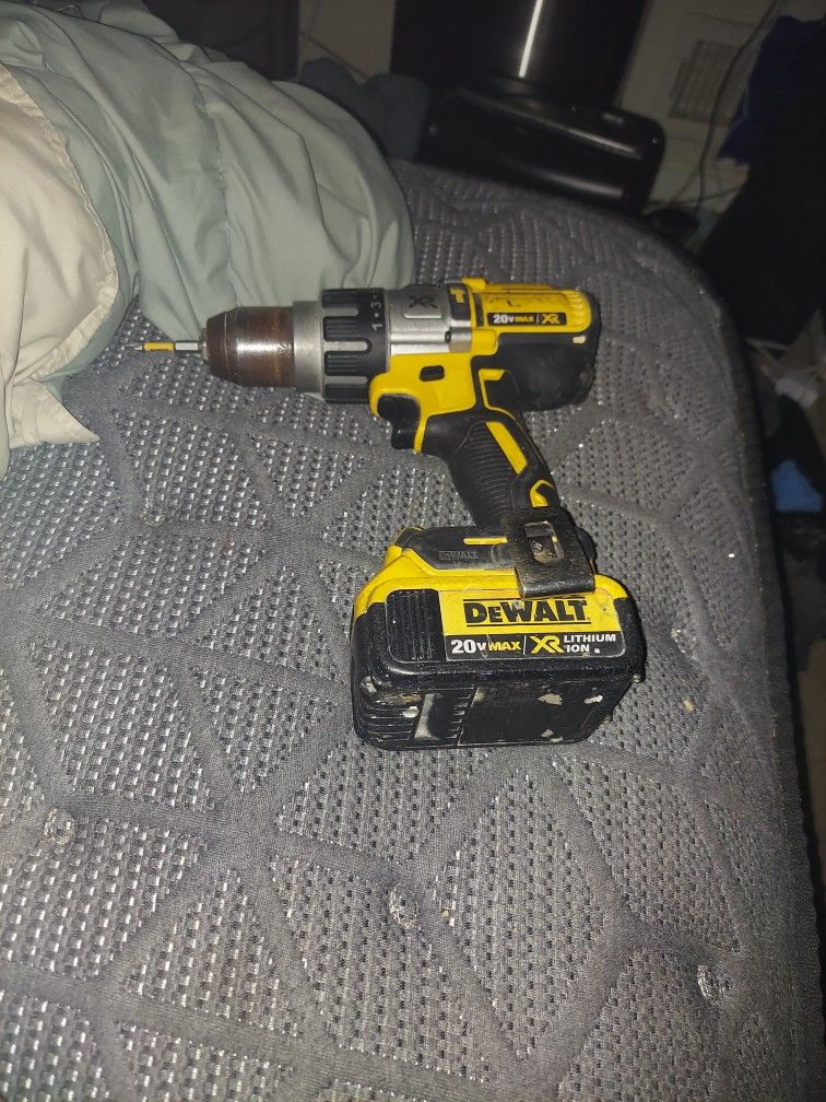 DEWALT