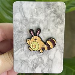 Sentret Pokemon Pin