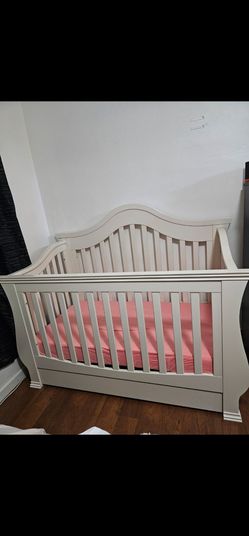 Crib and mattress