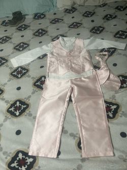 Traje para niño  de 2 a3 años.
