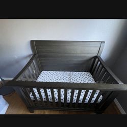 Baby Crib 