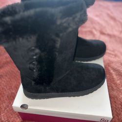 Women’s Fur Boots 