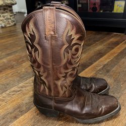 Justin Men s Boots 2552 XJ1312 Sz 10D for Sale in San Antonio TX OfferUp