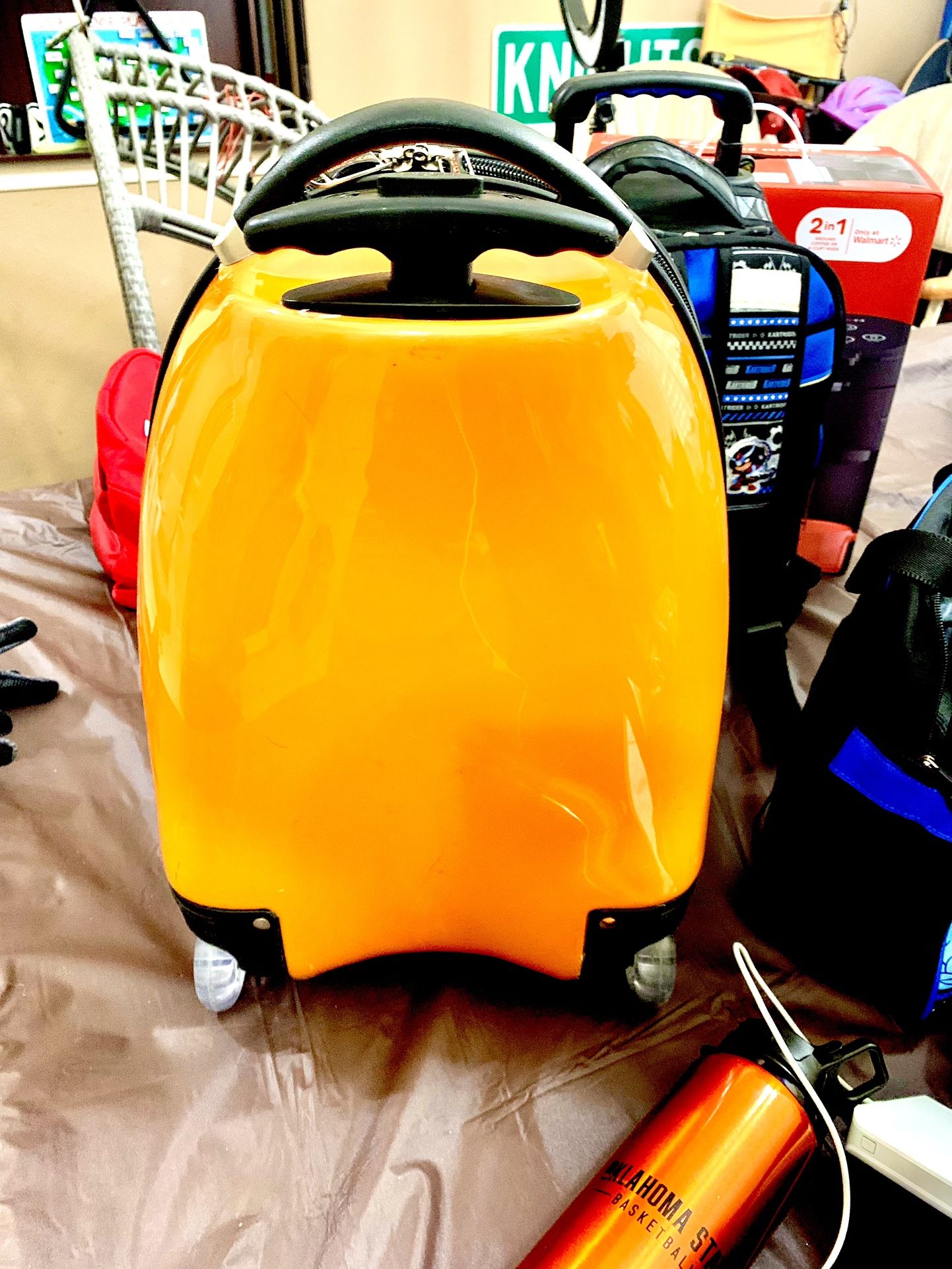 KIDS TRAVEL  LUGGAGE/STROLLERS(great SHAPE & CONDITION:10/10)