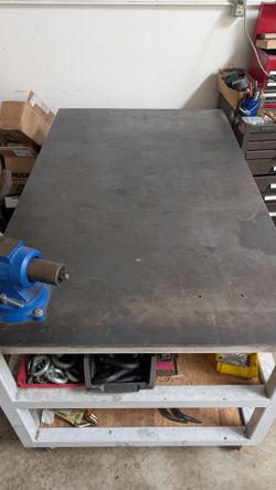 Steel Table Bench 2 tons Mobile with Vice