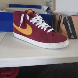 Trojan Nike SB 