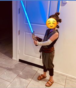 Child’s Rey Costume. Size 6-8