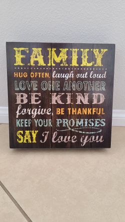 10'x10'x2'inch Family wal Decor