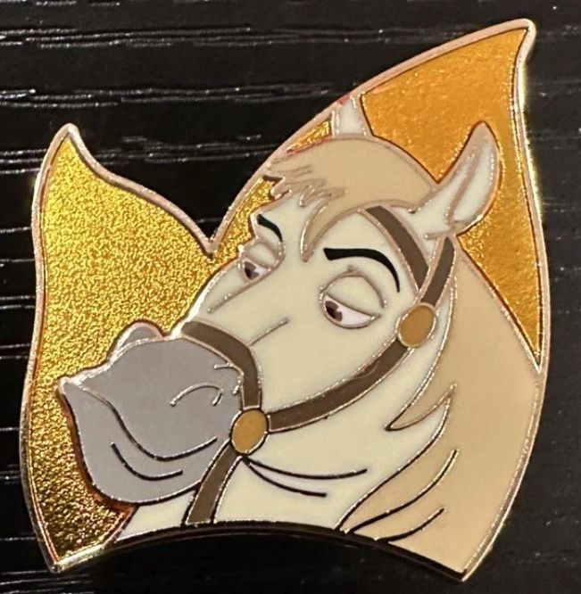 2025 DISNEY TANGLED 15TH ANNIVERSARY MYSTERY PUZZLE BOX PIN MAXIMUS LR 