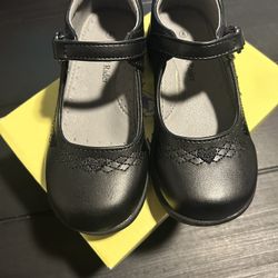 Size 8 Girl Shoes