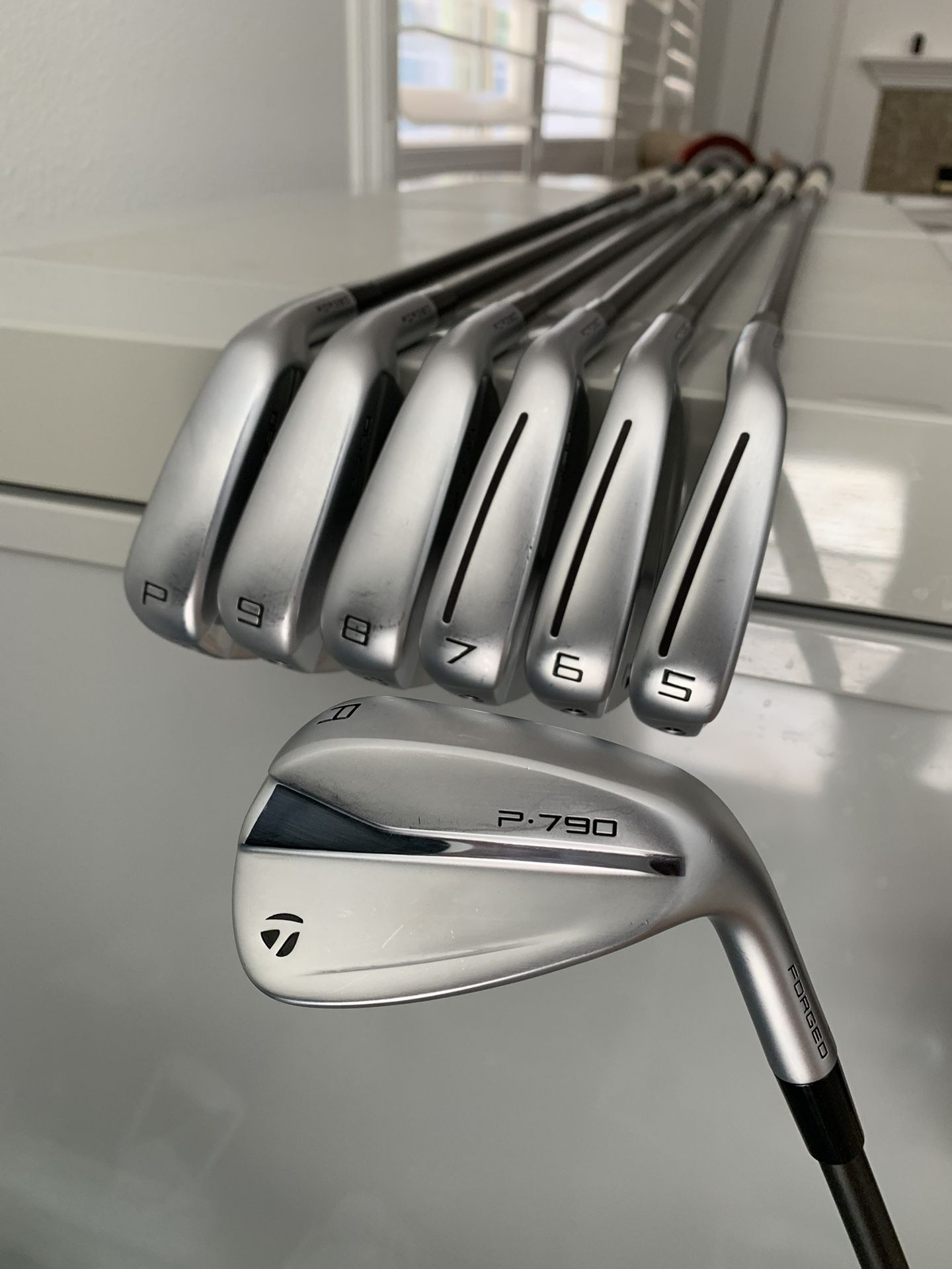 Taylormade P790 Irons (5-PW, AW) **Titleist Callaway Ping**