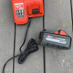 Milwaukee M18 XC8.0 Battery + Charger