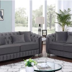 2 Pc Sofa And Loveseat Set 