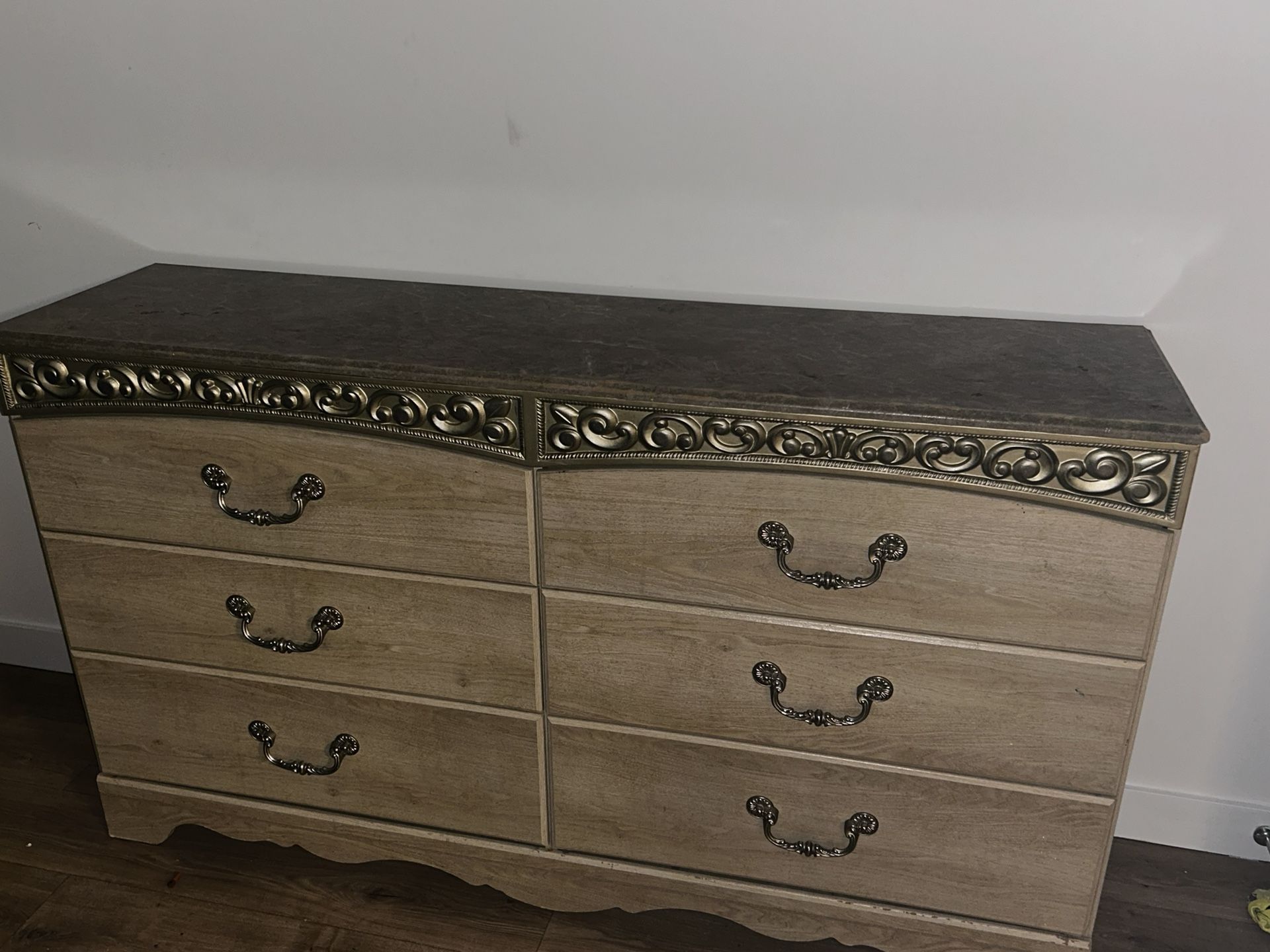 6 Draw Dresser