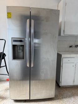 Fridge double door like new