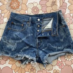 Levi’s 501 Women’s High Waisted Shorts
