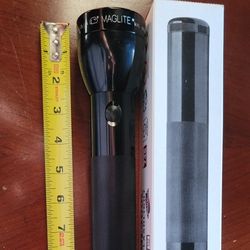Brand New 12 Inch Mag Lite Flashlight 