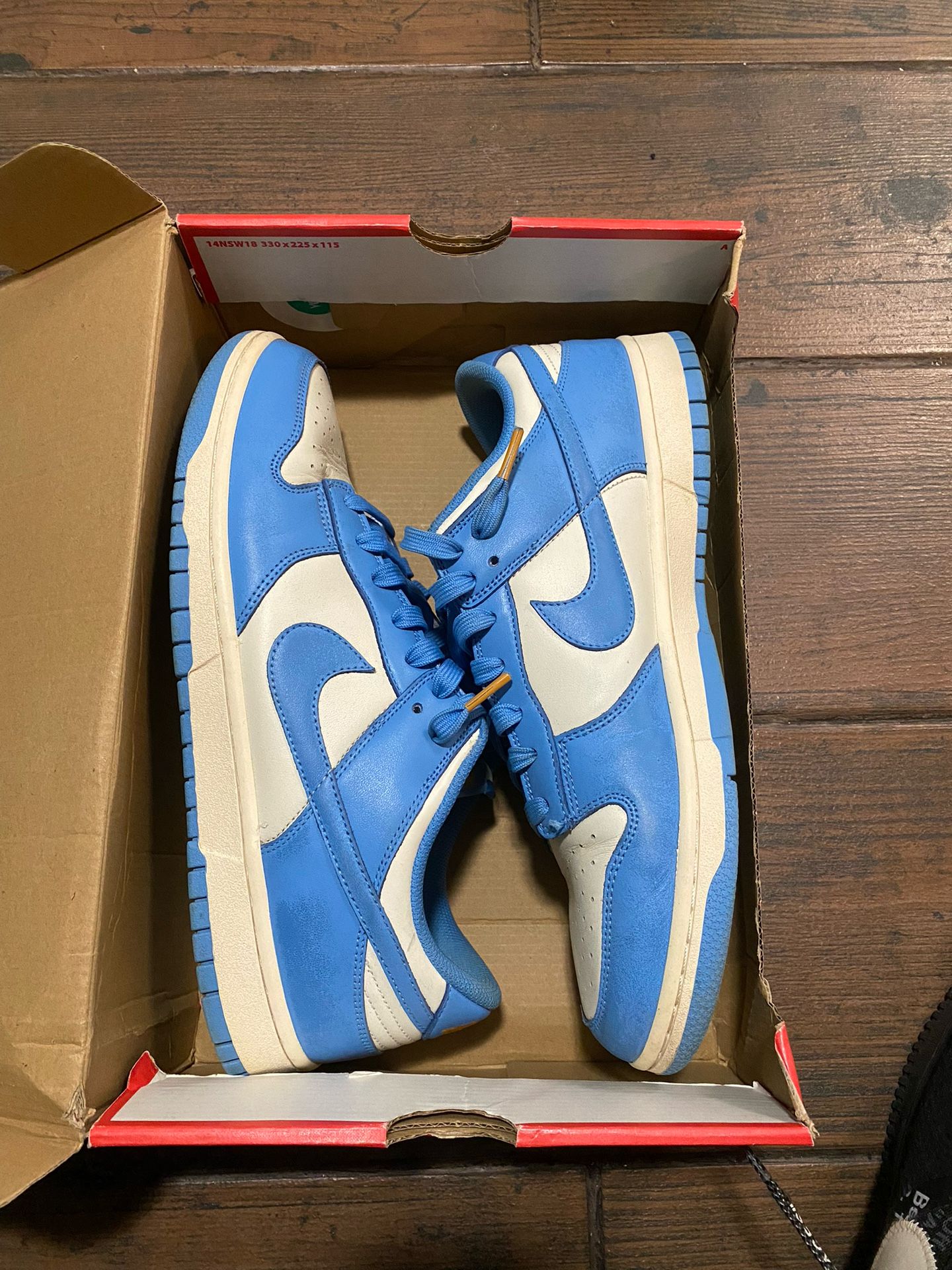 Nike Dunk Unc $40 FIRM