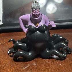 Disney’s Little Mermaid Ursula Villain Sea Witch Figure 3.5" x 4.5"