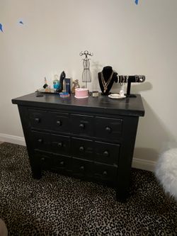 Bedroom set