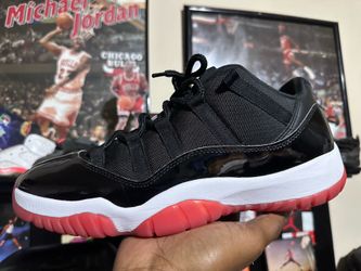 Nike Air Jordan Retro 11 Low OG Breds Playoffs size 12