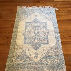 Shabby Chic Accent Rug