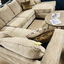 Reversible Chaise Sectional!