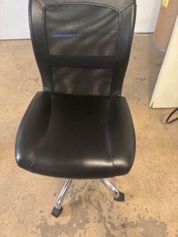 Desk chair