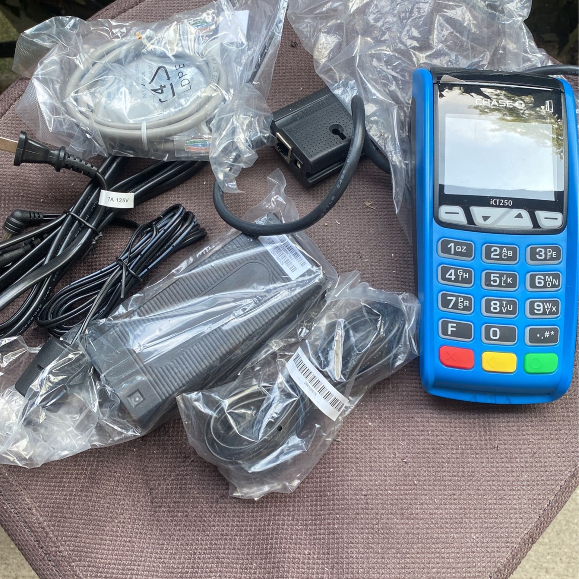 Credit Cart Terminal Mashine