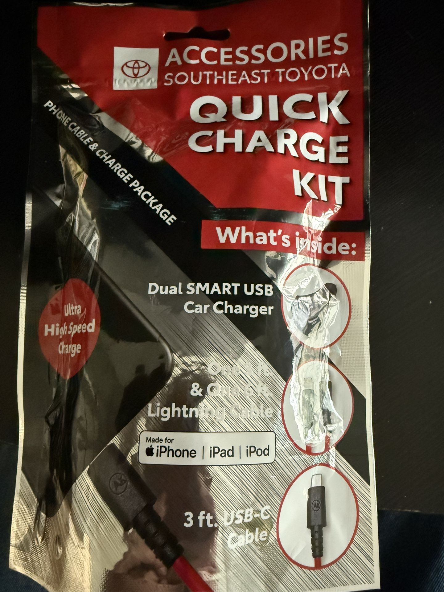 Brand new iPhone/iPad/iPod Cables And Vehicle Charge Kit
