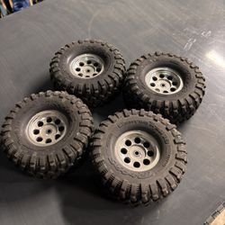 Traxxas 1/10 Crawler Wheels And Tires 