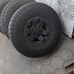 R15 Wheels 33"