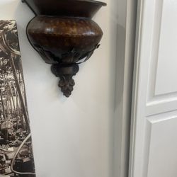 Three pieces decoration, one picture and two decoration