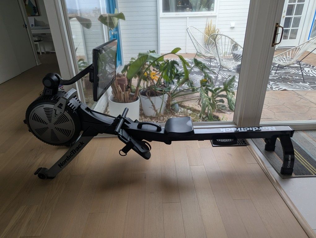 Nordic track RW900 Rowing machine