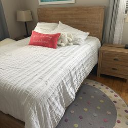 Queen Size Bedroom Set