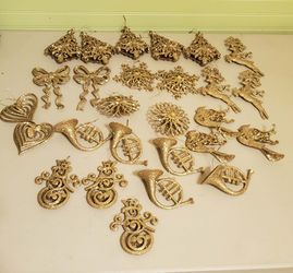 15 large gold Christmas tree ornaments
