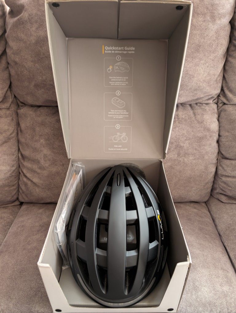 Lumos Kickstart Smart Bike Helmet