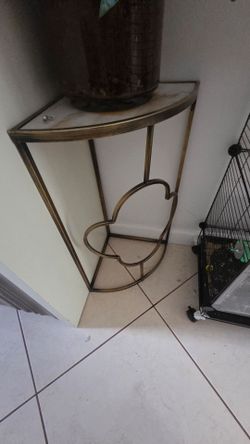 SIDE TABLE