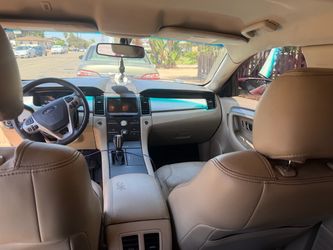 2016 Ford Taurus