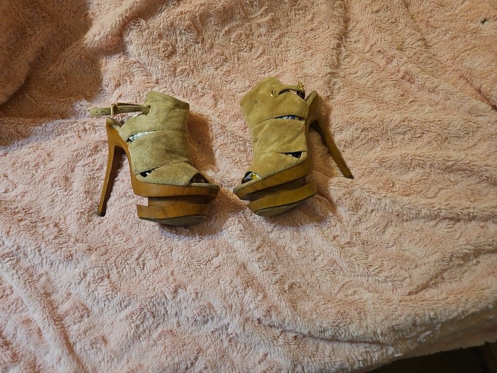 Jessica Simpson 👠 Heels