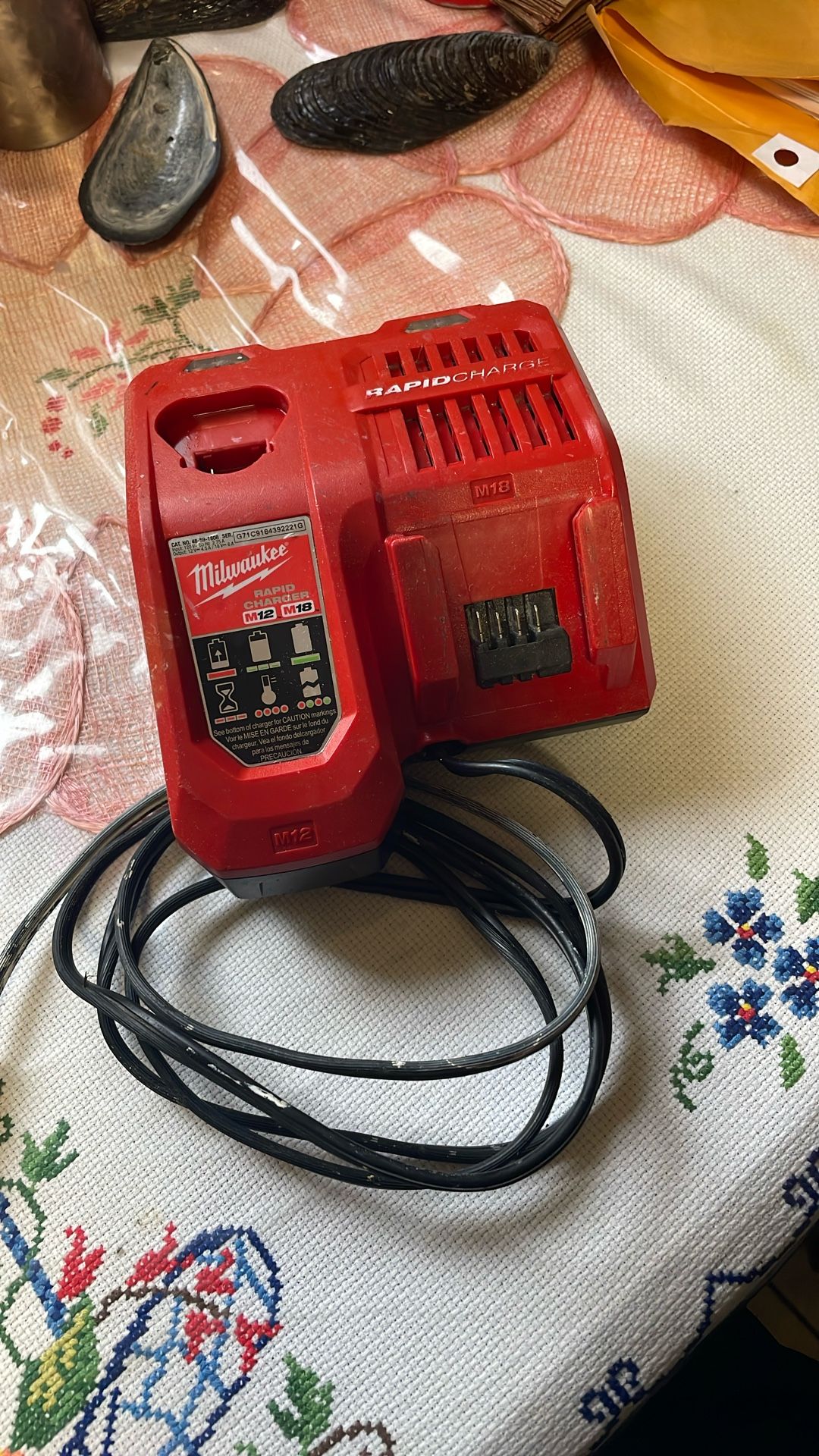 Milwaukee Rapid Charger 🔌 Charge For M12 And M18 Battery 🔋