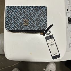 Tommy Hilfiger Wallet
