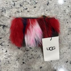 ugg pouch 