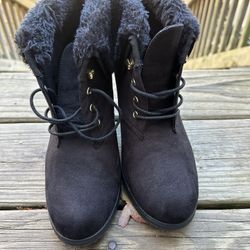 WhiteMt Wedge Boots 