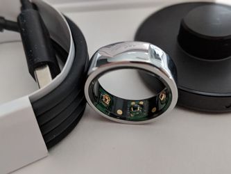 Oura Ring 2 - Heritage Silver Size 9 - Like New for Sale in Chicago, IL -  OfferUp