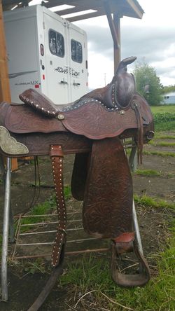 Circle Y 15 inch good condition wide tree