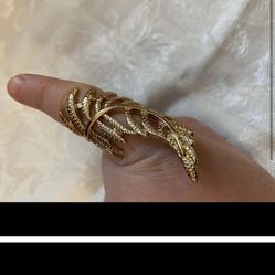 Extra long ring golden leaf estimated size 7 # 0910 get for longer fingers.   #ring #leaf #long